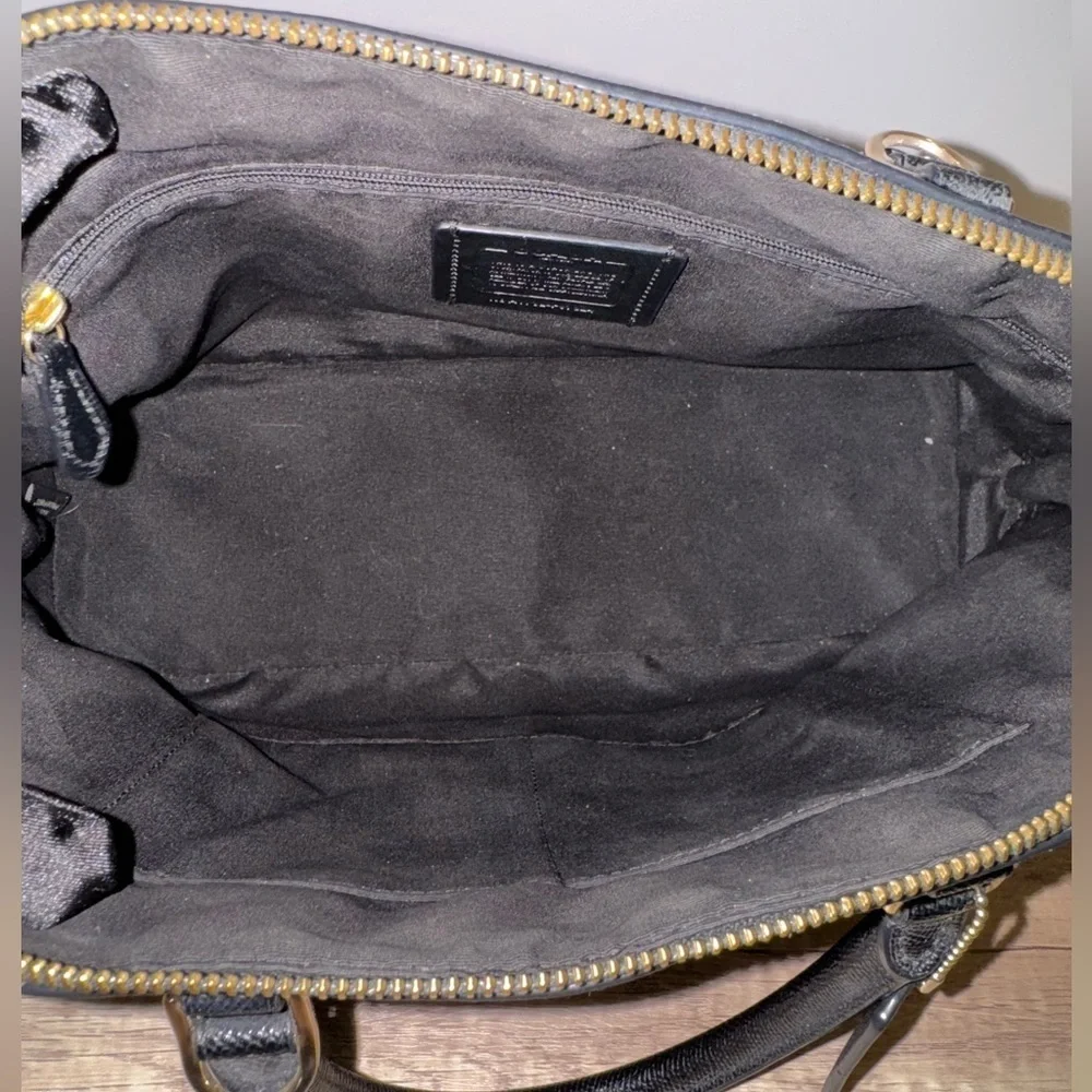 Coach Sierra Satchel Black Crossgrain Leather F57524 Dome Zip Top Handbag Purse